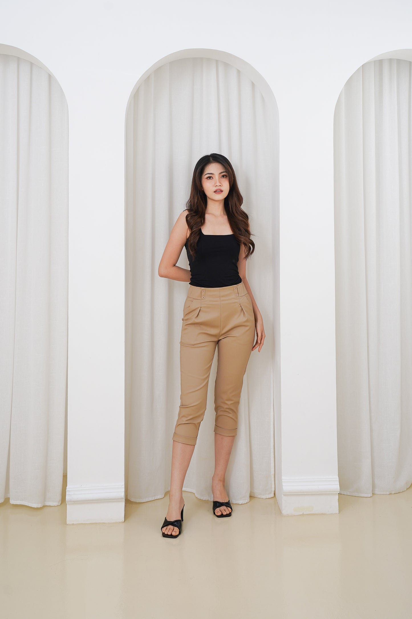 Katun Highwaist Raisa Crop 7/9 Pinggang Karet