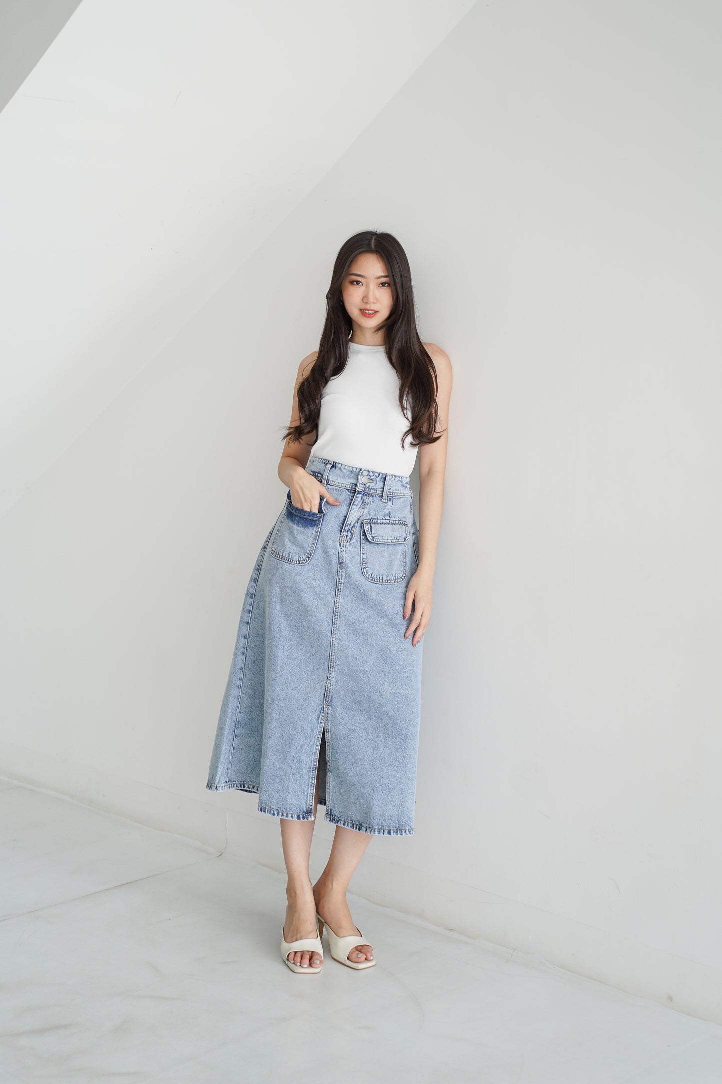 Jeans Rok Min Young A Line Kantong Tempel Snow Biru