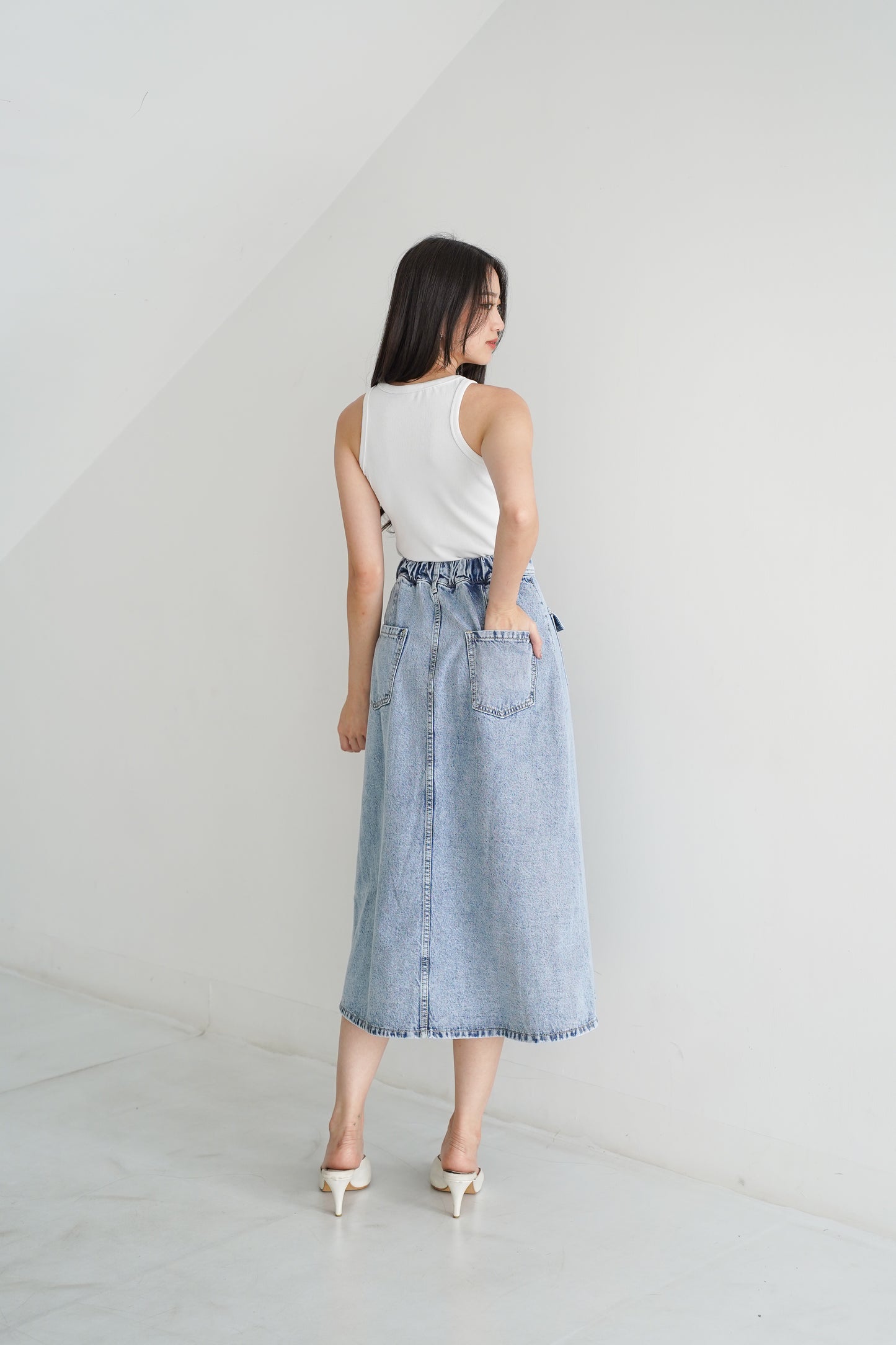 Jeans Rok Min Young A Line Kantong Tempel Snow Biru